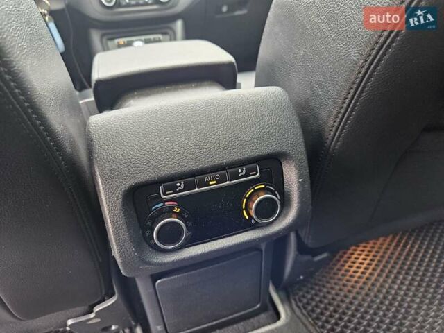 Синий Сеат Альхамбра, объемом двигателя 1.97 л и пробегом 250 тыс. км за 14200 $, фото 39 на Automoto.ua