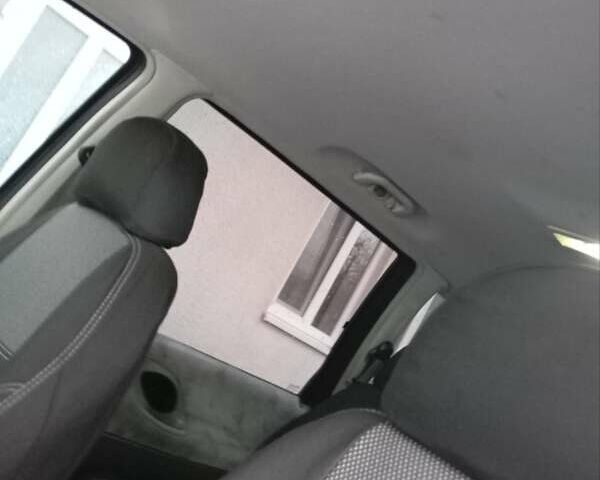 Зеленый Сеат Альхамбра, объемом двигателя 1.9 л и пробегом 327 тыс. км за 2800 $, фото 3 на Automoto.ua