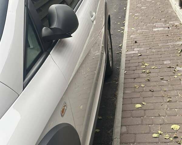 Сеат Алтеа Фрітрек 2013 у Києві на Automoto.ua Білий Сеат Алтеа Фрітрек, об'ємом двигуна 2 л та пробігом 178 тис. км за 11800 $, фото 4 на Automoto.ua