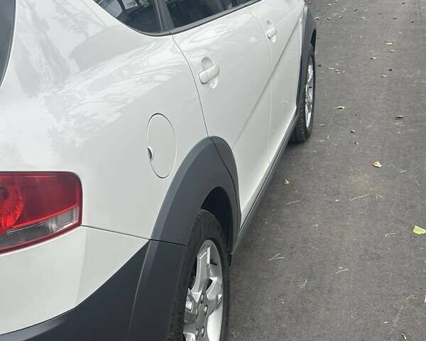 Сеат Алтеа Фрітрек 2013 у Києві на Automoto.ua Білий Сеат Алтеа Фрітрек, об'ємом двигуна 2 л та пробігом 178 тис. км за 11800 $, фото 2 на Automoto.ua