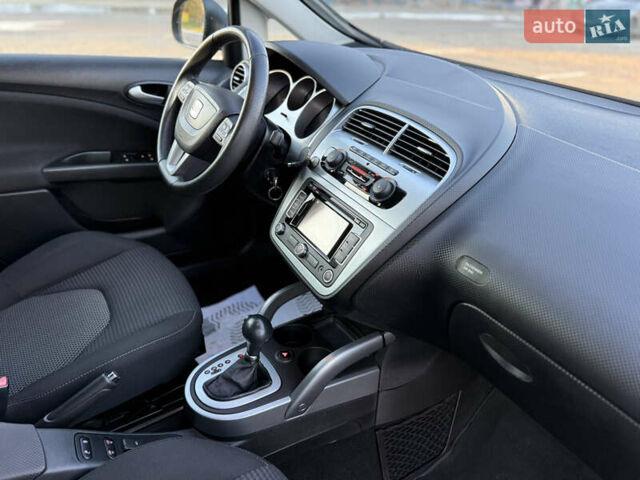 Черный Сеат Алтеа Фритрэк, объемом двигателя 2 л и пробегом 160 тыс. км за 9500 $, фото 35 на Automoto.ua