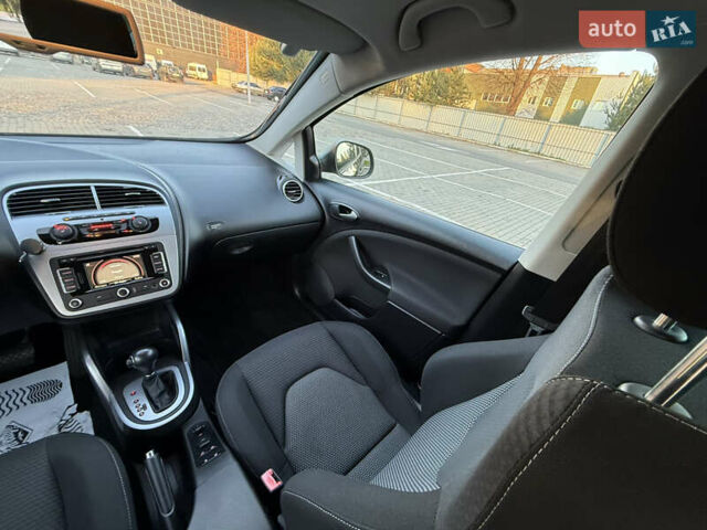 Черный Сеат Алтеа Фритрэк, объемом двигателя 2 л и пробегом 160 тыс. км за 9500 $, фото 9 на Automoto.ua