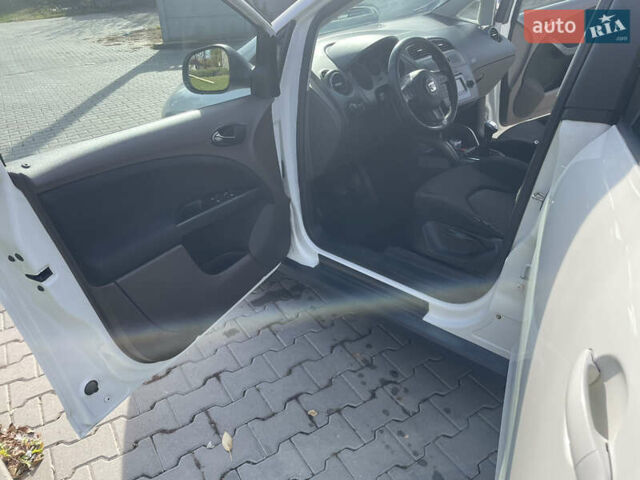 Сеат Алтеа Фритрэк, объемом двигателя 2 л и пробегом 280 тыс. км за 6700 $, фото 18 на Automoto.ua