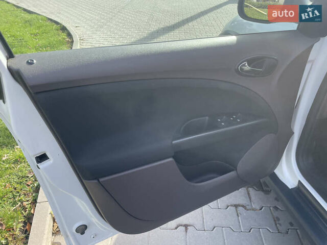 Сеат Алтеа Фритрэк, объемом двигателя 2 л и пробегом 280 тыс. км за 6700 $, фото 9 на Automoto.ua