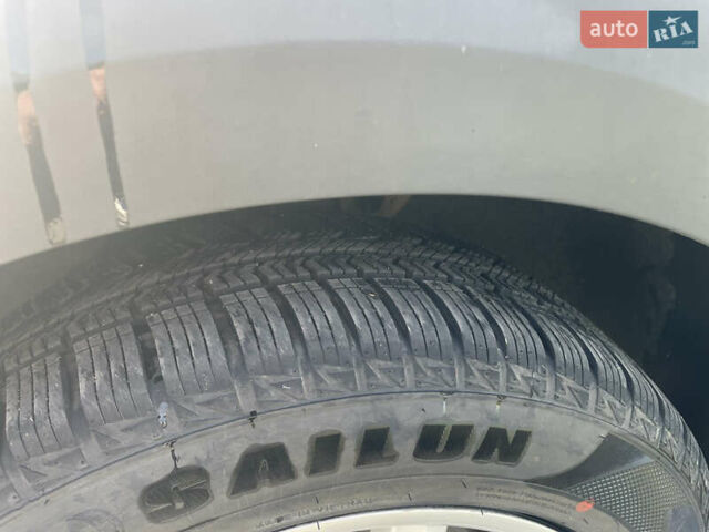 Сеат Алтеа Фритрэк, объемом двигателя 2 л и пробегом 280 тыс. км за 6700 $, фото 23 на Automoto.ua