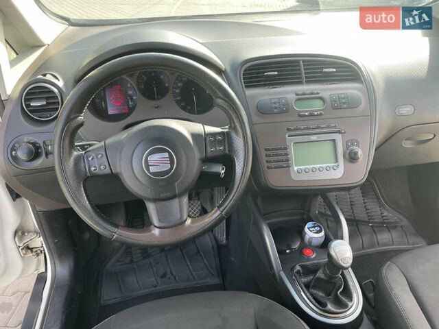 Сеат Алтеа Фритрэк, объемом двигателя 2 л и пробегом 280 тыс. км за 6700 $, фото 13 на Automoto.ua