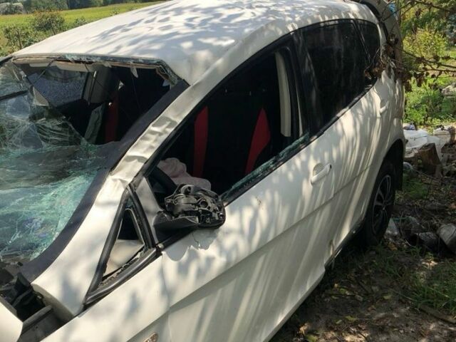 Білий Сеат Altea, об'ємом двигуна 0 л та пробігом 50 тис. км за 1200 $, фото 5 на Automoto.ua