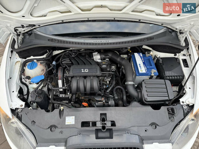 Білий Сеат Altea, об'ємом двигуна 1.6 л та пробігом 255 тис. км за 4999 $, фото 47 на Automoto.ua