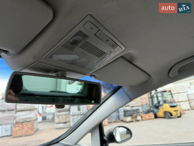 Білий Сеат Altea, об'ємом двигуна 1.6 л та пробігом 255 тис. км за 4999 $, фото 25 на Automoto.ua