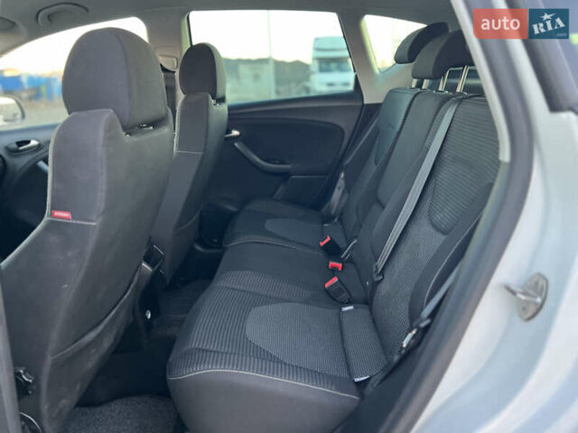 Білий Сеат Altea, об'ємом двигуна 1.8 л та пробігом 164 тис. км за 6999 $, фото 18 на Automoto.ua