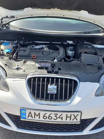 Білий Сеат Altea, об'ємом двигуна 1.39 л та пробігом 190 тис. км за 5950 $, фото 1 на Automoto.ua
