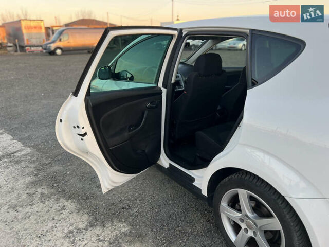 Білий Сеат Altea, об'ємом двигуна 1.8 л та пробігом 164 тис. км за 6999 $, фото 17 на Automoto.ua