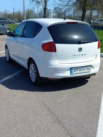 Білий Сеат Altea, об'ємом двигуна 1.39 л та пробігом 190 тис. км за 5950 $, фото 24 на Automoto.ua