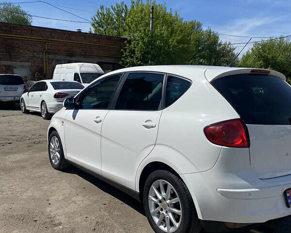 Сеат Алтеа 2009 в Луцке на Automoto.ua Белый Сеат Алтеа, объемом двигателя 1.8 л и пробегом 170 тыс. км за 7000 $, фото 7 на Automoto.ua