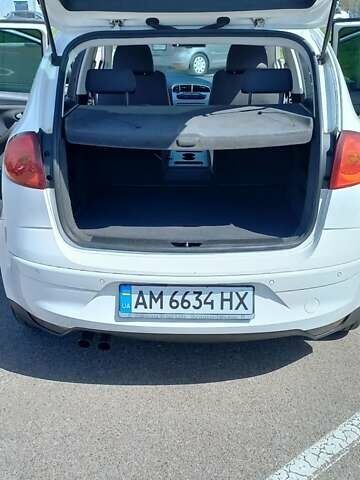 Білий Сеат Altea, об'ємом двигуна 1.39 л та пробігом 190 тис. км за 5950 $, фото 3 на Automoto.ua