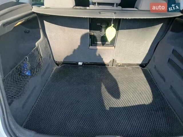 Білий Сеат Altea, об'ємом двигуна 1.6 л та пробігом 263 тис. км за 7430 $, фото 14 на Automoto.ua