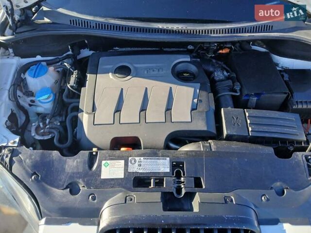 Білий Сеат Altea, об'ємом двигуна 1.6 л та пробігом 263 тис. км за 7430 $, фото 34 на Automoto.ua