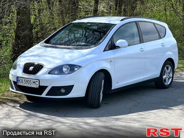Сеат Altea 2013 у Фастове на Automoto.ua Білий Сеат Altea, об'ємом двигуна 1.6 л та пробігом 121 тис. км за 8900 $, фото 11 на Automoto.ua