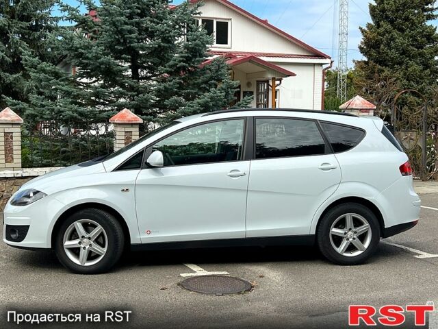 Сеат Altea 2013 у Фастове на Automoto.ua Білий Сеат Altea, об'ємом двигуна 1.6 л та пробігом 121 тис. км за 8900 $, фото 1 на Automoto.ua