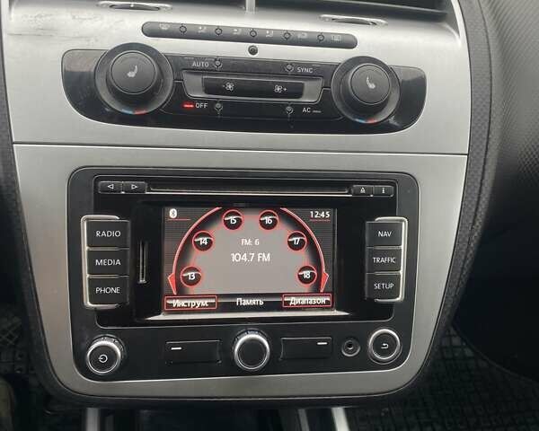 Белый Сеат Алтеа, объемом двигателя 1.6 л и пробегом 238 тыс. км за 9500 $, фото 26 на Automoto.ua