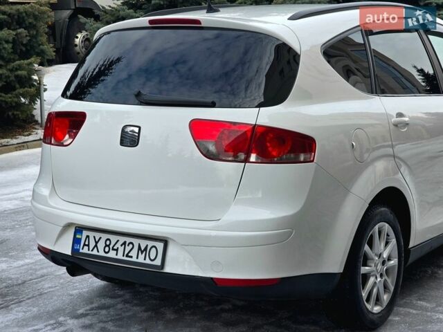 Білий Сеат Altea, об'ємом двигуна 1.6 л та пробігом 165 тис. км за 7200 $, фото 5 на Automoto.ua