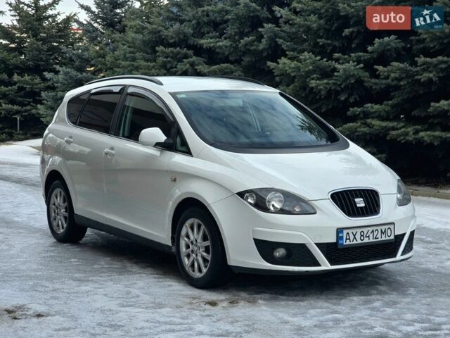 Білий Сеат Altea, об'ємом двигуна 1.6 л та пробігом 165 тис. км за 7200 $, фото 7 на Automoto.ua