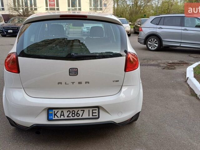 Білий Сеат Altea, об'ємом двигуна 1.2 л та пробігом 167 тис. км за 7500 $, фото 11 на Automoto.ua