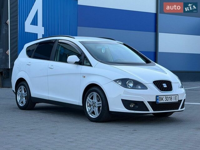 Білий Сеат Altea, об'ємом двигуна 1.6 л та пробігом 148 тис. км за 5999 $, фото 4 на Automoto.ua