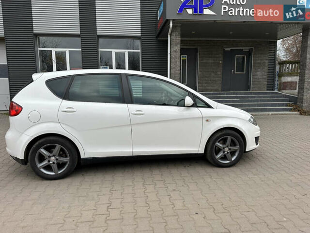 Білий Сеат Altea, об'ємом двигуна 1.39 л та пробігом 159 тис. км за 8700 $, фото 9 на Automoto.ua