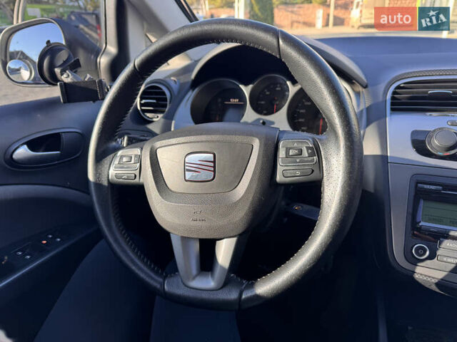 Белый Сеат Алтеа, объемом двигателя 1.6 л и пробегом 211 тыс. км за 10500 $, фото 32 на Automoto.ua
