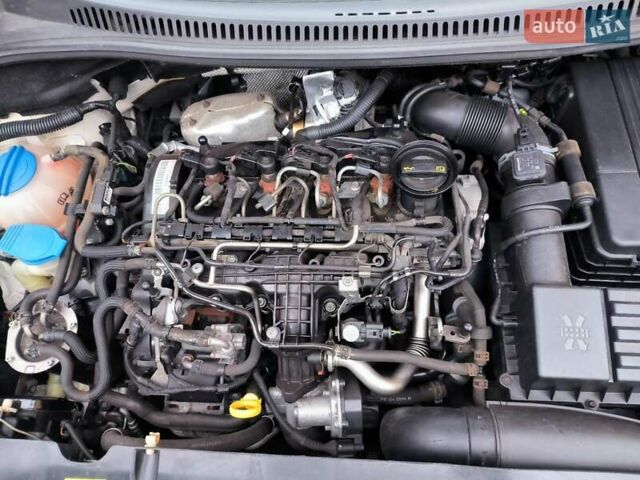 Білий Сеат Altea, об'ємом двигуна 1.6 л та пробігом 129 тис. км за 10300 $, фото 30 на Automoto.ua