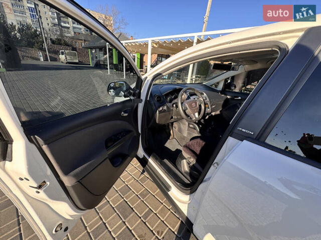 Белый Сеат Алтеа, объемом двигателя 1.6 л и пробегом 211 тыс. км за 10500 $, фото 26 на Automoto.ua