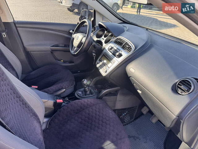 Белый Сеат Алтеа, объемом двигателя 1.6 л и пробегом 211 тыс. км за 10500 $, фото 18 на Automoto.ua