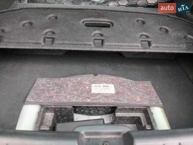 Білий Сеат Altea, об'ємом двигуна 1.6 л та пробігом 129 тис. км за 10300 $, фото 24 на Automoto.ua