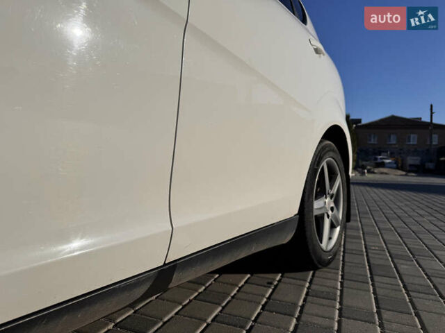 Белый Сеат Алтеа, объемом двигателя 1.6 л и пробегом 211 тыс. км за 10500 $, фото 16 на Automoto.ua