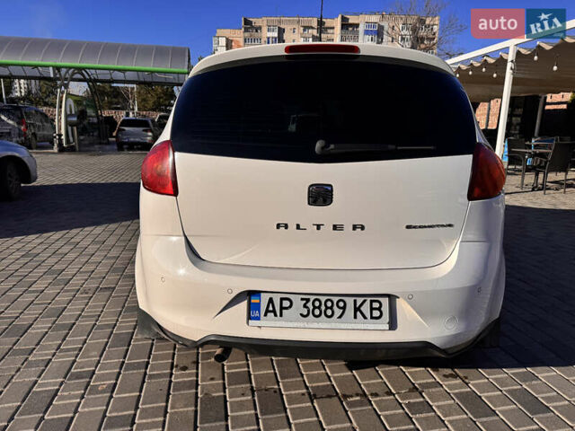 Белый Сеат Алтеа, объемом двигателя 1.6 л и пробегом 211 тыс. км за 10500 $, фото 3 на Automoto.ua