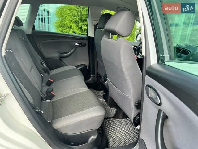 Білий Сеат Altea, об'ємом двигуна 1.6 л та пробігом 257 тис. км за 8999 $, фото 18 на Automoto.ua