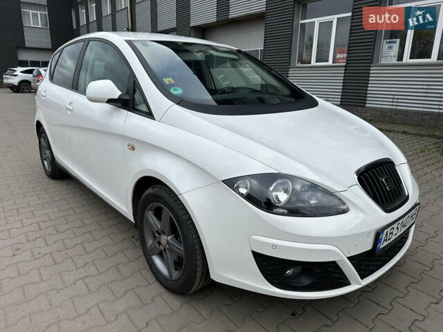 Белый Сеат Алтеа, объемом двигателя 1.39 л и пробегом 159 тыс. км за 8700 $, фото 10 на Automoto.ua