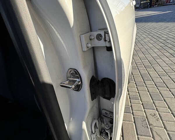 Белый Сеат Алтеа, объемом двигателя 1.6 л и пробегом 211 тыс. км за 10500 $, фото 25 на Automoto.ua