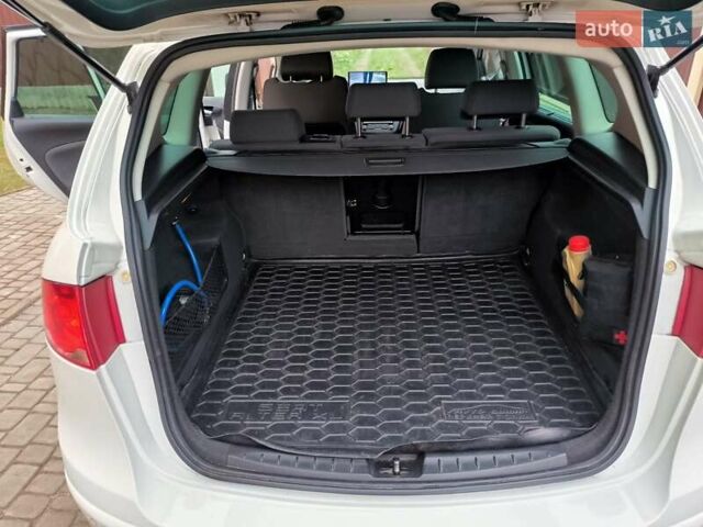 Білий Сеат Altea, об'ємом двигуна 1.6 л та пробігом 129 тис. км за 10300 $, фото 21 на Automoto.ua