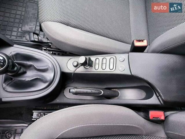 Білий Сеат Altea, об'ємом двигуна 1.6 л та пробігом 129 тис. км за 10300 $, фото 14 на Automoto.ua