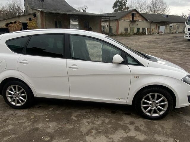 Белый Сеат Алтеа, объемом двигателя 1.6 л и пробегом 238 тыс. км за 9500 $, фото 1 на Automoto.ua