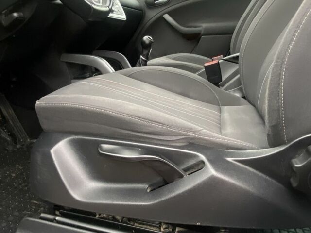 Белый Сеат Алтеа, объемом двигателя 1.6 л и пробегом 238 тыс. км за 9500 $, фото 8 на Automoto.ua