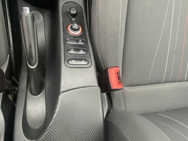 Белый Сеат Алтеа, объемом двигателя 1.6 л и пробегом 238 тыс. км за 9500 $, фото 7 на Automoto.ua