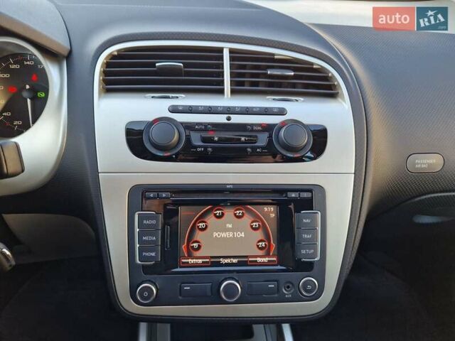 Бежевий Сеат Altea, об'ємом двигуна 1.8 л та пробігом 101 тис. км за 9950 $, фото 63 на Automoto.ua