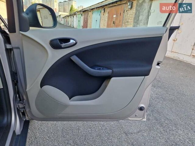 Бежевий Сеат Altea, об'ємом двигуна 1.8 л та пробігом 101 тис. км за 9950 $, фото 59 на Automoto.ua