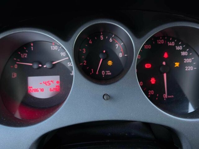 Бежевий Сеат Altea, об'ємом двигуна 0 л та пробігом 227 тис. км за 5290 $, фото 17 на Automoto.ua