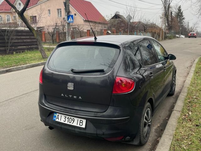 Черный Сеат Алтеа, объемом двигателя 1.6 л и пробегом 340 тыс. км за 3999 $, фото 4 на Automoto.ua