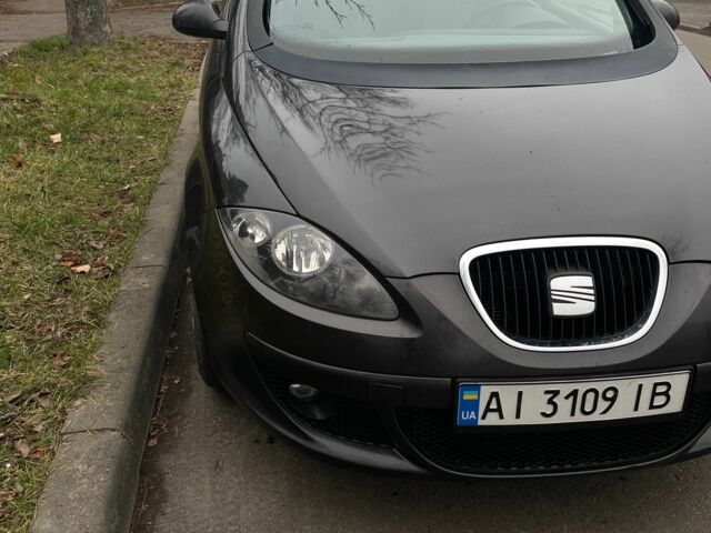 Черный Сеат Алтеа, объемом двигателя 1.6 л и пробегом 340 тыс. км за 3999 $, фото 1 на Automoto.ua