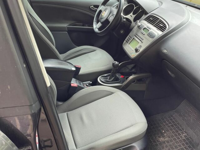 Черный Сеат Алтеа, объемом двигателя 1.6 л и пробегом 340 тыс. км за 3999 $, фото 6 на Automoto.ua